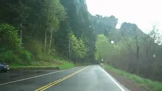 Scenic drive along Columbia Gorge