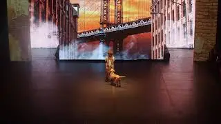 Annie El musical en Ingles. Parte 2 de 10.  Tomorrow.