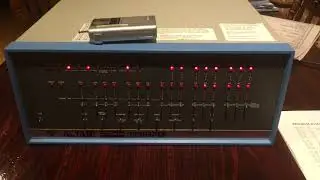 Altair 8800 playing Star Trek TNG Theme (Slow Version)