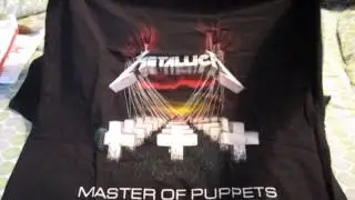 Metallica  Master of Puppets T-Shirt Unwrapping