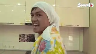 Жылмайып коюңуз. 