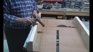 Cross Cut Sled to Table Saw - accuracy jig with stop block