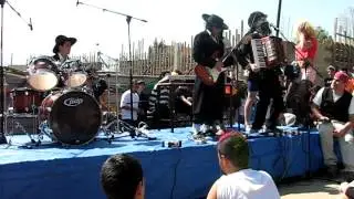 הרב תחומי עמק חרוד פורים 2012 להקת שיקסע