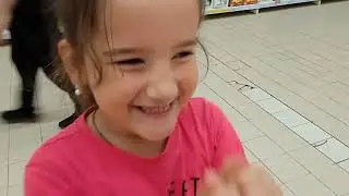 Отец в недоумении.