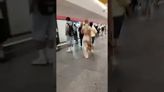 Grand merci style. #army #beauty #fashion #metro #paris #love #lovestatus  #love_whatsapp_status