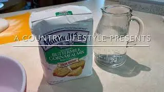 Simple Cornbread with 2 Ingredients
