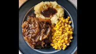 Salisbury Steaks & Gravy/Hamburger Steaks & Gravy #shorts