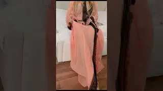 Fitting women’s tights 🦵 #fashion #tights