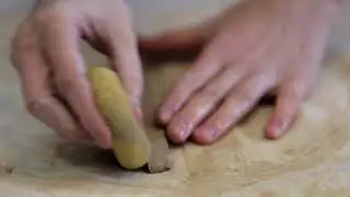Роспись ангобами (тарелка и кружка)