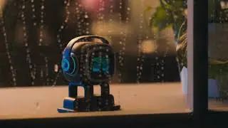 when it rains what should EMO do #lotus leaf #cuterobot #airobot #robot