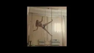 _SoVa_ Starfish Pole Dance
