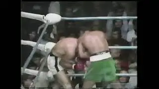Roberto Duran vs  Juan Medina  1973-02-22