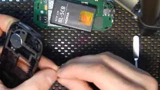 Nokia 1280 не заряжается.
