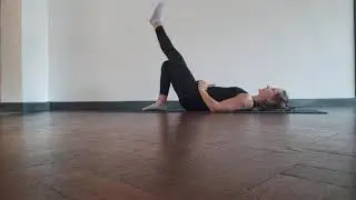 Single Leg Glute Bridge with Kettlebell