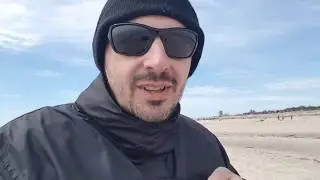 Spacer nad morzem