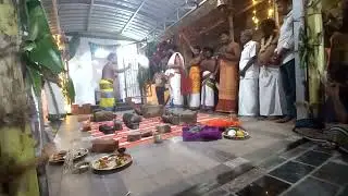 இறைவனை கருவறைக்குள் எடுத்துவைக்கும் நிகழ்வு 🙏