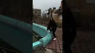 Заброшенный особняк. Ставь лайк, если монтировать ролик отсюда быстрее ♥️