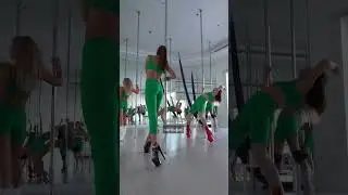 Танцуем с девочками #спорт #dancevideo  #sportsnews  #sports #медитация #топ  #dancer  #саморазвитие