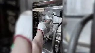 Clean and Maintain the Mold #manufacture #broadplast