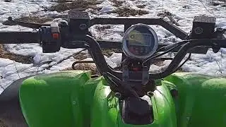 первая весенняя покатушка на квадрике по полю