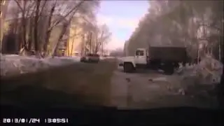Приколы на дорогах от LASKA 999 №19 (дураки на дороге)