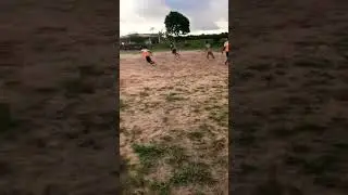 que caneta linda jogador deu passou em branco no barbinha