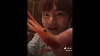 BTS -  Чего только парни не вытворяют. #shorts #hoseok #taehyung #bts #btsarmy