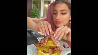 МОЩЩЩНЫЙ БУРГЕР ОТ КАМИЛЛКИ - БУРГЕРМЕЙКЕРА 🍔🔥 #рецепты