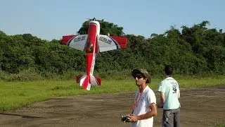Extra260 35% e Beast H9 35%  na Base Aérea de Santos - Aeromodelismo 3d