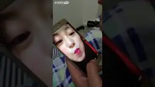 она мне улыбнулась 😀😃🤗