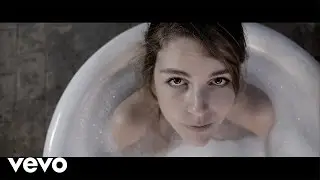 headphone - GOLD (Official Video)