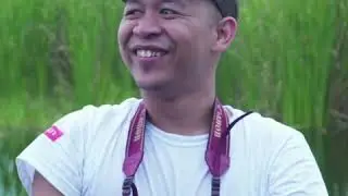 The Photographer With No Hands And Legs | Indonesia | Nas Daily