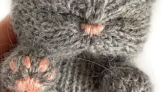 Вышивка подушечек на лапках/Embroidery of pads on a kitten’s paws (Pattern «Seamless kitten»)