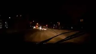 Кидается под машину пьяный