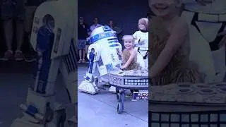 R2-D2 and the power of the cute side #disney #starwars #shorts
