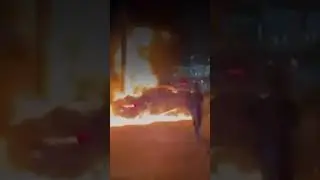 Друзья, мы не знаем всех деталей этого ДТП. Просто будьте осторожны, цените свою и чужую жизнь.