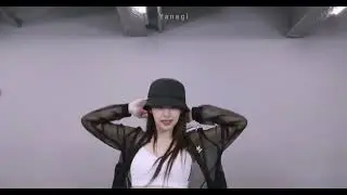 LE SSERAFIM 'FEARLESS' Fits To ITZY 'LOCO'