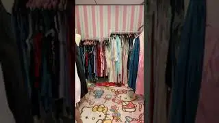 Tante seksi jualan online dan seksi.