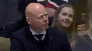 Janne Kolehmainen ottaa viisi jäähyä ja saa raikuvat aplodit HIFK-faneilta