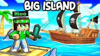 I ATTACKED A PIRATE SHIP in Minecraft! - Big Island