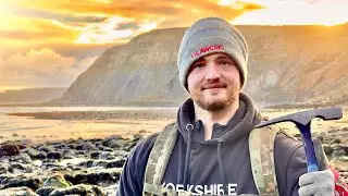 We Hunted Dinosaur Fossils on a Warm Jurassic Coast!