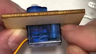 Mounting things to a servo motor