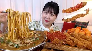 소고기 가득 꾸덕한 비프카레우동 새우튀김 먹방 Beef Curry Noodles Fried Shrimp Kimchi Koreanfood Mukbang