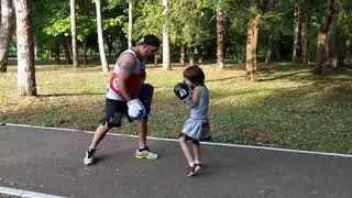 Muay thai тренировка в парке