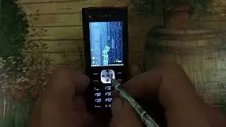 Old mobile phone games. Nokia x2-00. Incoming calls.