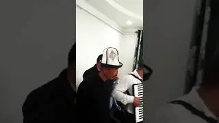 Микробу жок тоолордун арасындааа))) Дүйшөн атам