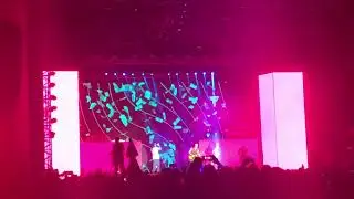 Equivocado - Piso 21 ft. Santa Fe Klan (En vivo)