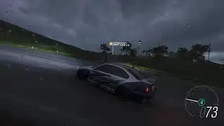 Forza Horizon 4 BMW M3 2005r 6.2L Fortune Island drive around map in Rain