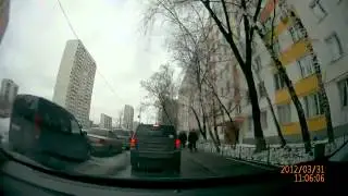Получил членом об капот