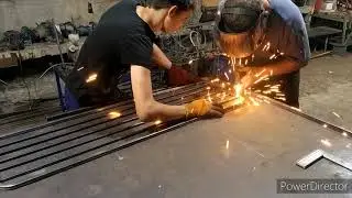 Это просто бомба. Холодная ковка из профильной трубы.